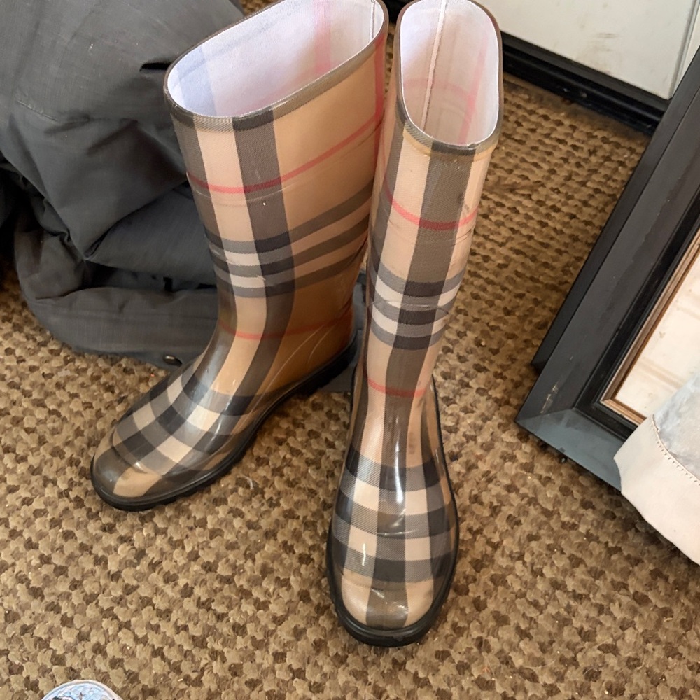 Burberry Beige Plaid Rain Boots